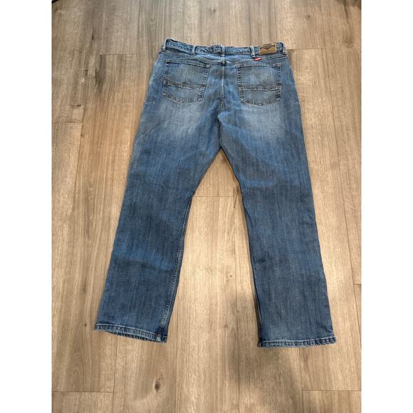 Wrangler Relaxed Boot Men's Jeans Size 40x32 - Picture 2 of 5